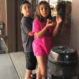 Meet your Posher, Tena marie